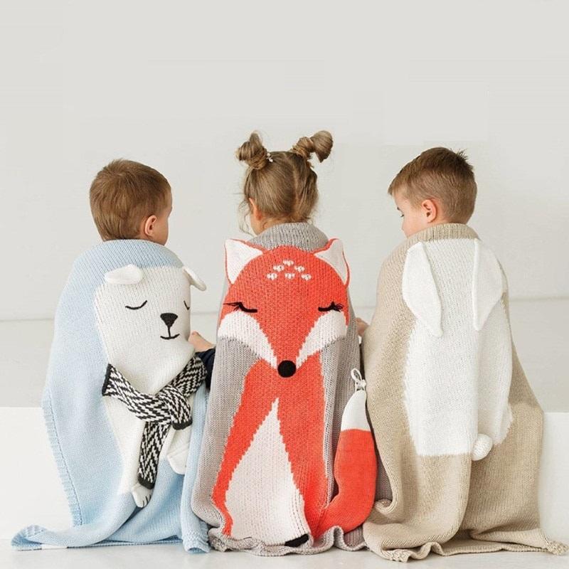 COUVERTURE/PLAID TRICOTÉ COTON & BAMBOU MOTIF ANIMAL – Image 2