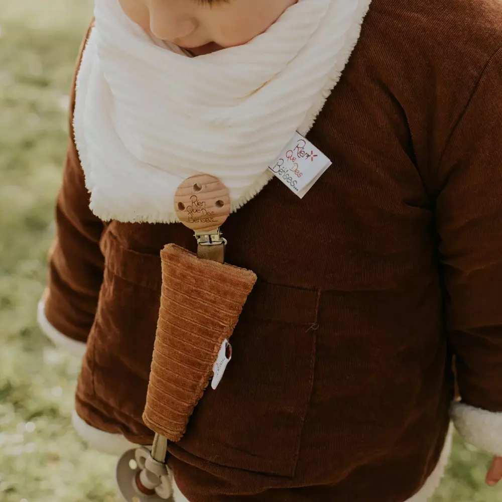 Attache-tétine Velours – Image 4