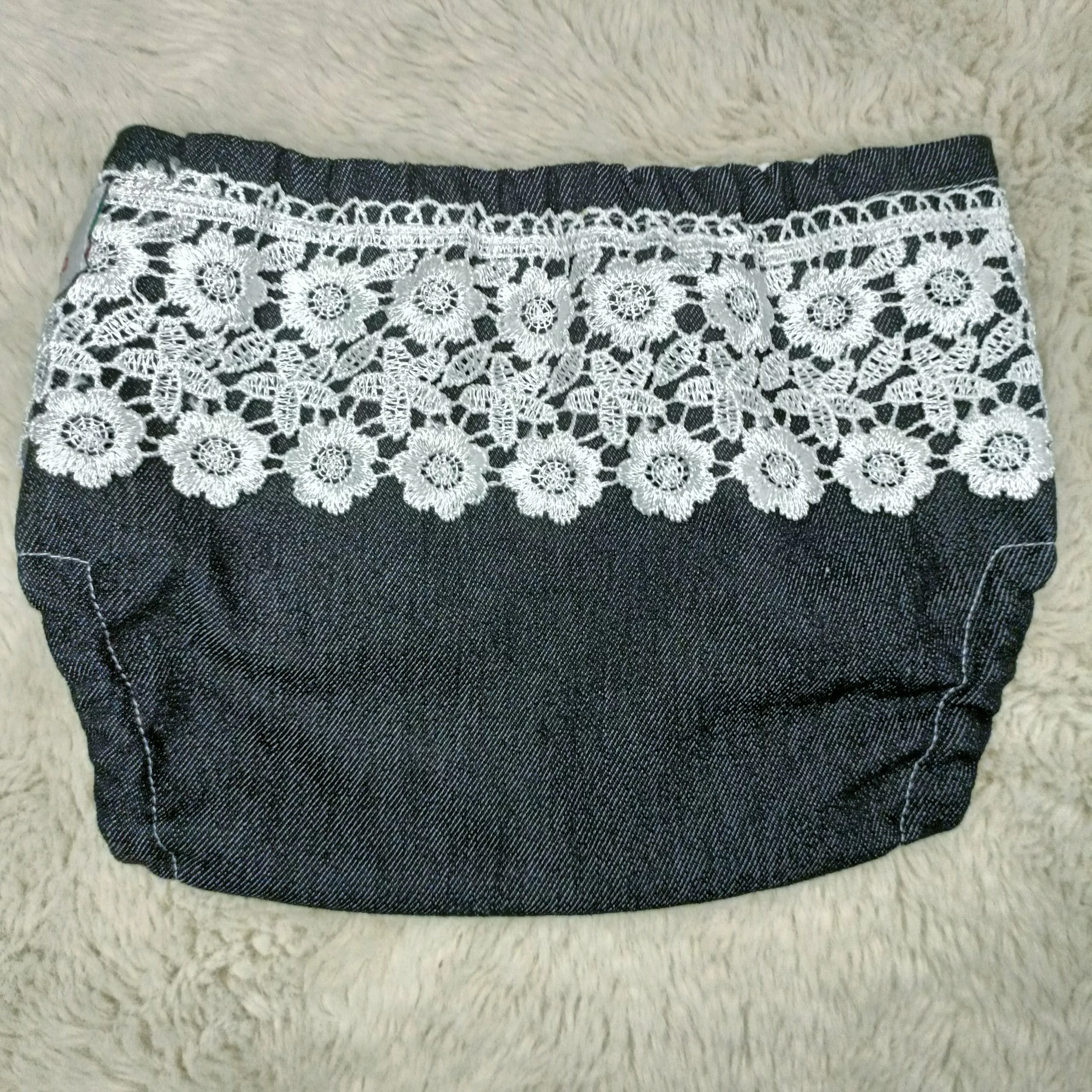 Surcouche JEANS ET DENTELLE XS (2 à 6 kg) – BEBELA